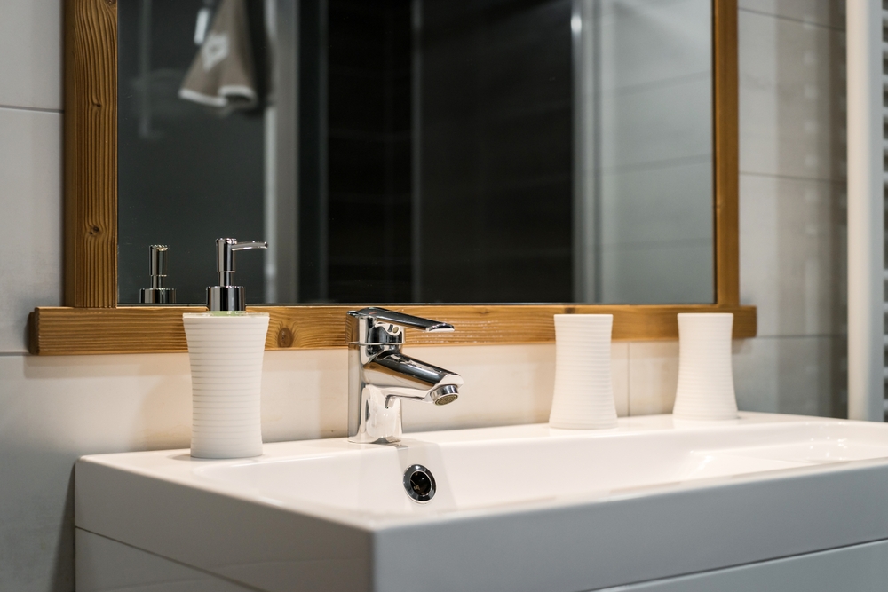 New,Shower,Cabin,After,Renovation.,Purity,And,Freshness.,Construction
